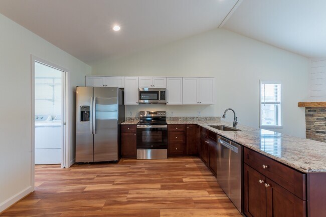 Building Photo - 149 Ava Wy