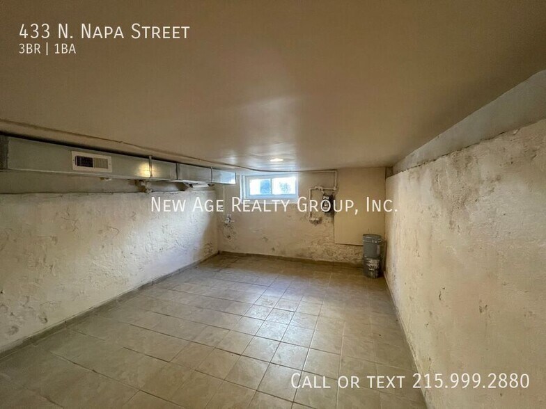 Building Photo - 433 N Napa St