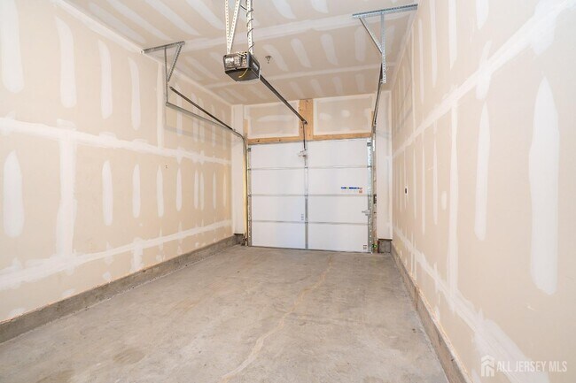 Building Photo - 410 Jessie Pl