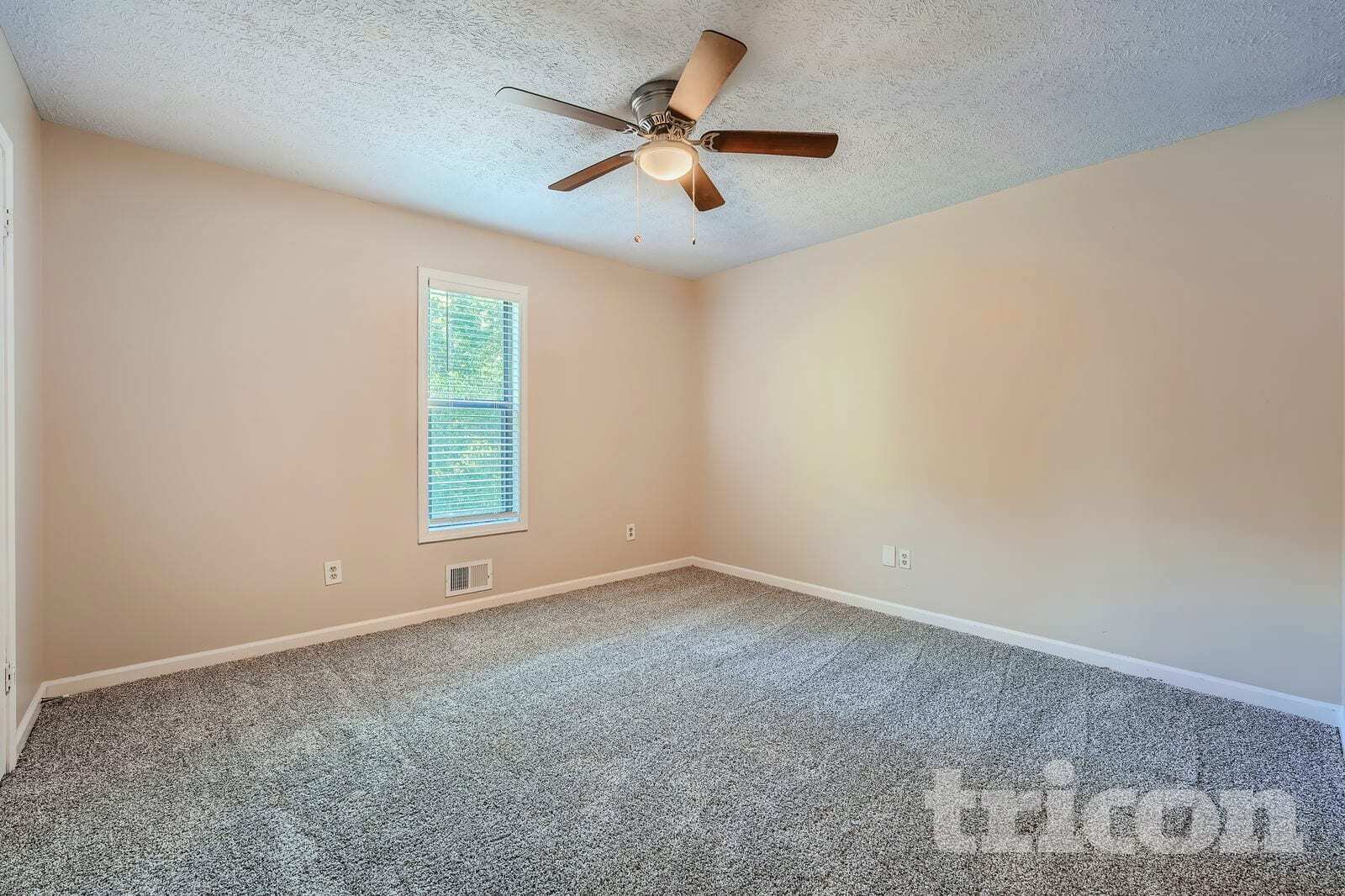 Building Photo - 134 Little Brook Dr