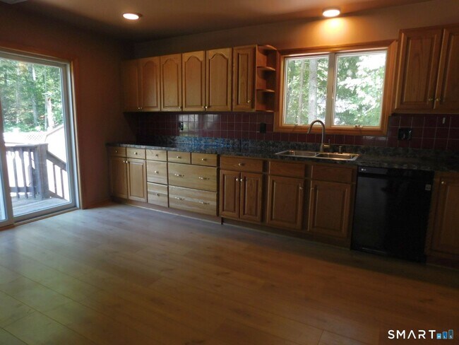 Building Photo - 60 Osga Ln