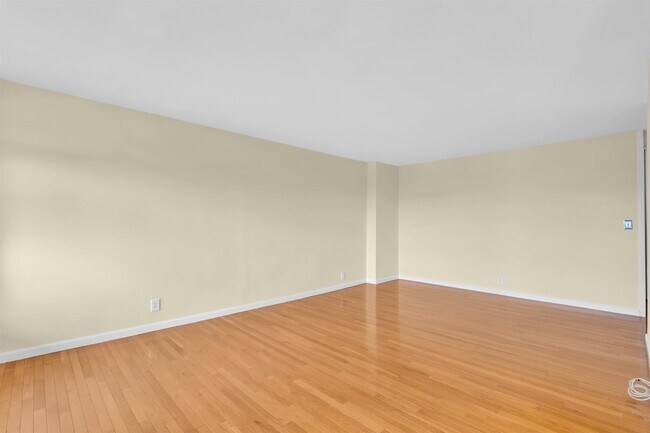 Building Photo - 6600 JFK Blvd E