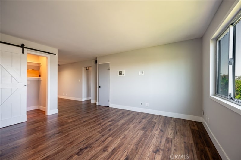 Building Photo - 4875 Cole St