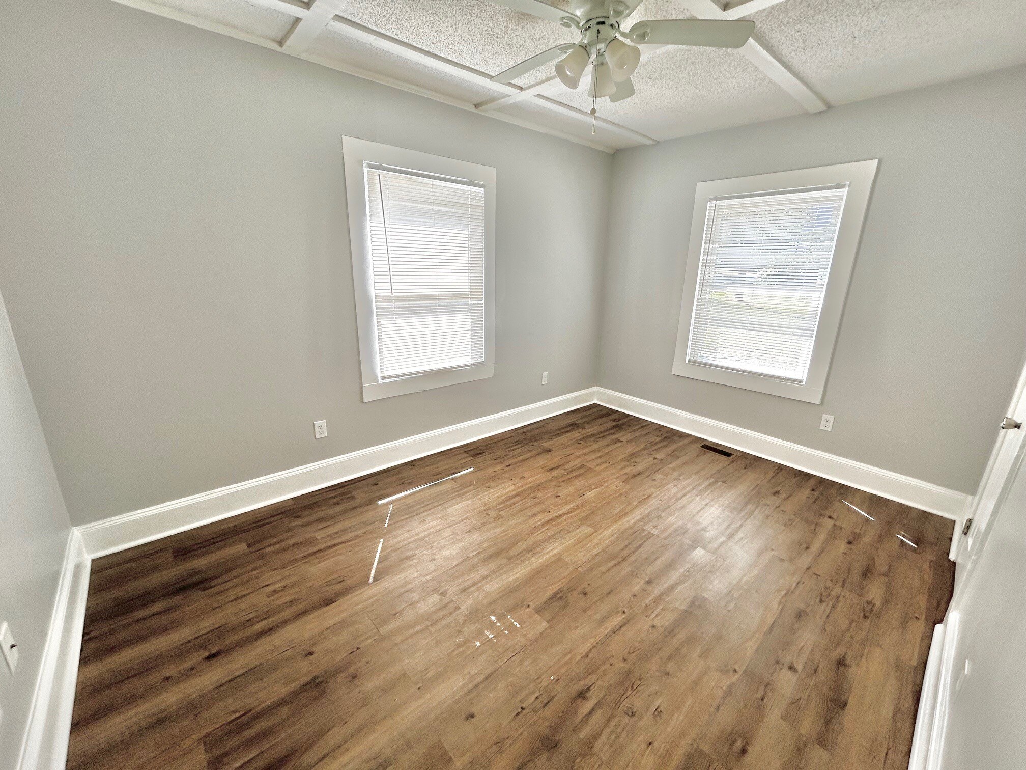 Building Photo - 224 Walker Ave