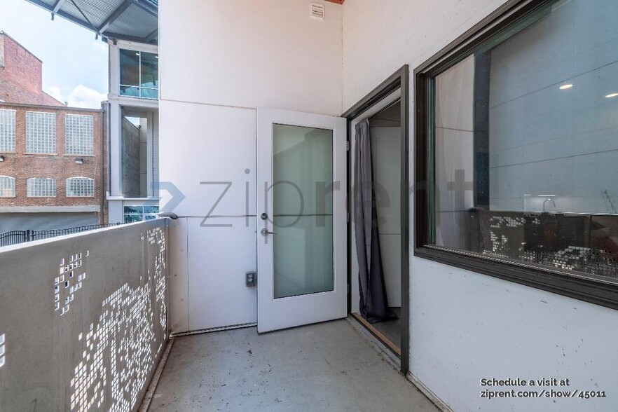 Building Photo - 1801 2nd Ave N