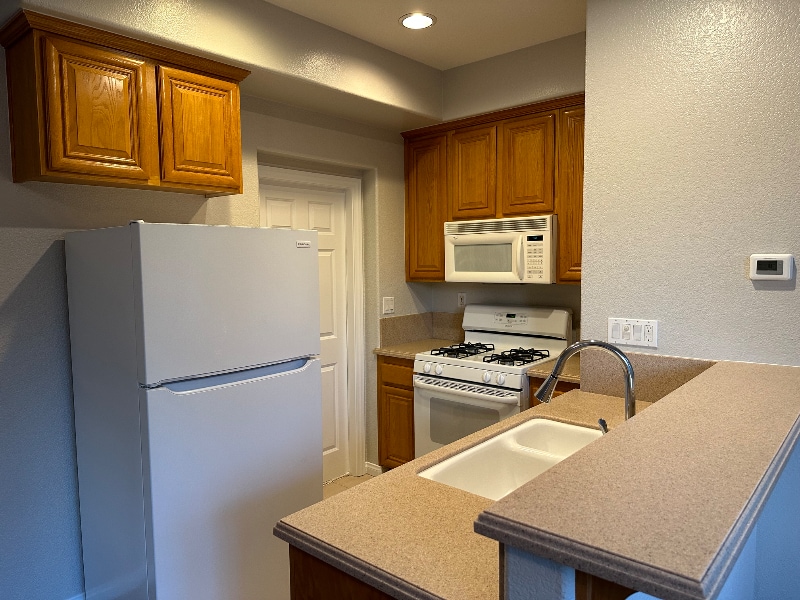 Building Photo - 6120 Paseo Valiente