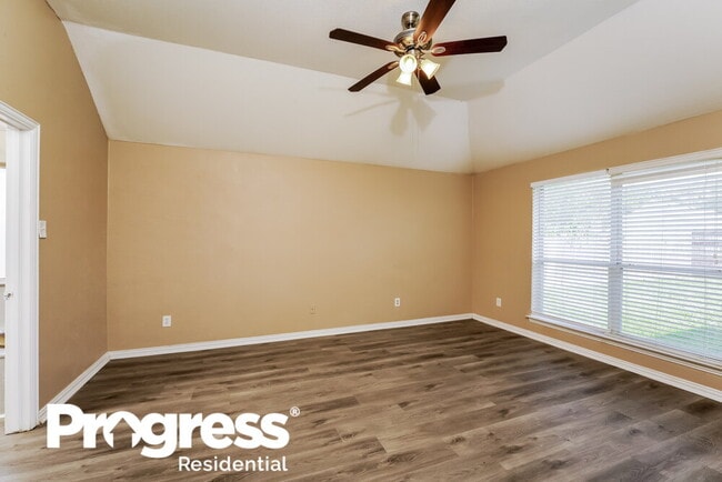 Building Photo - 7921 Wayne Way