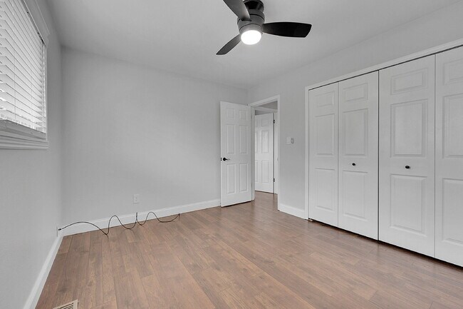 Building Photo - $2,700.00 - 4 Beds, 2 Baths, Single Family...