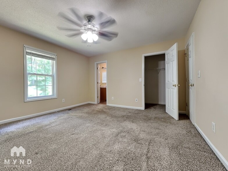 Building Photo - 413 River Trace Dr