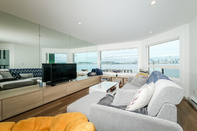 Building Photo - LUXURY WATER-VIEW CONDO FOR RENT- FULLY RENOVATED- WEST SEATTLE/ALKI