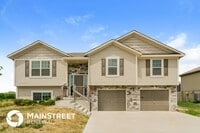 Building Photo - 1400 N 9th St E