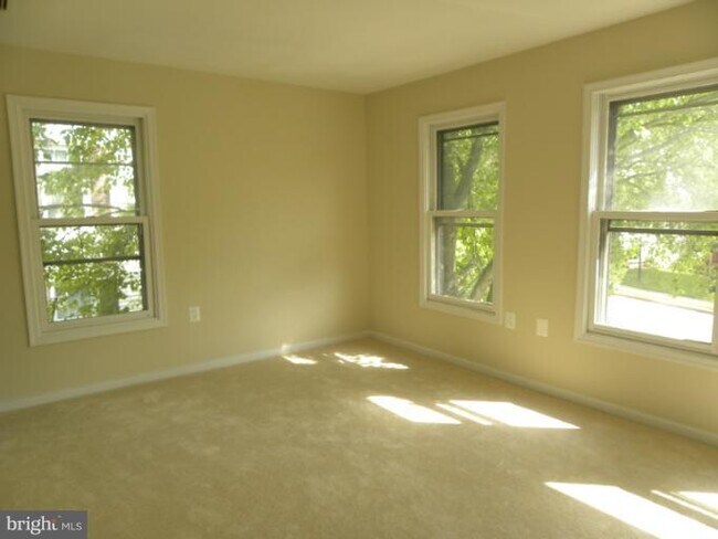 Building Photo - 14262 Heritage Crossing Ln
