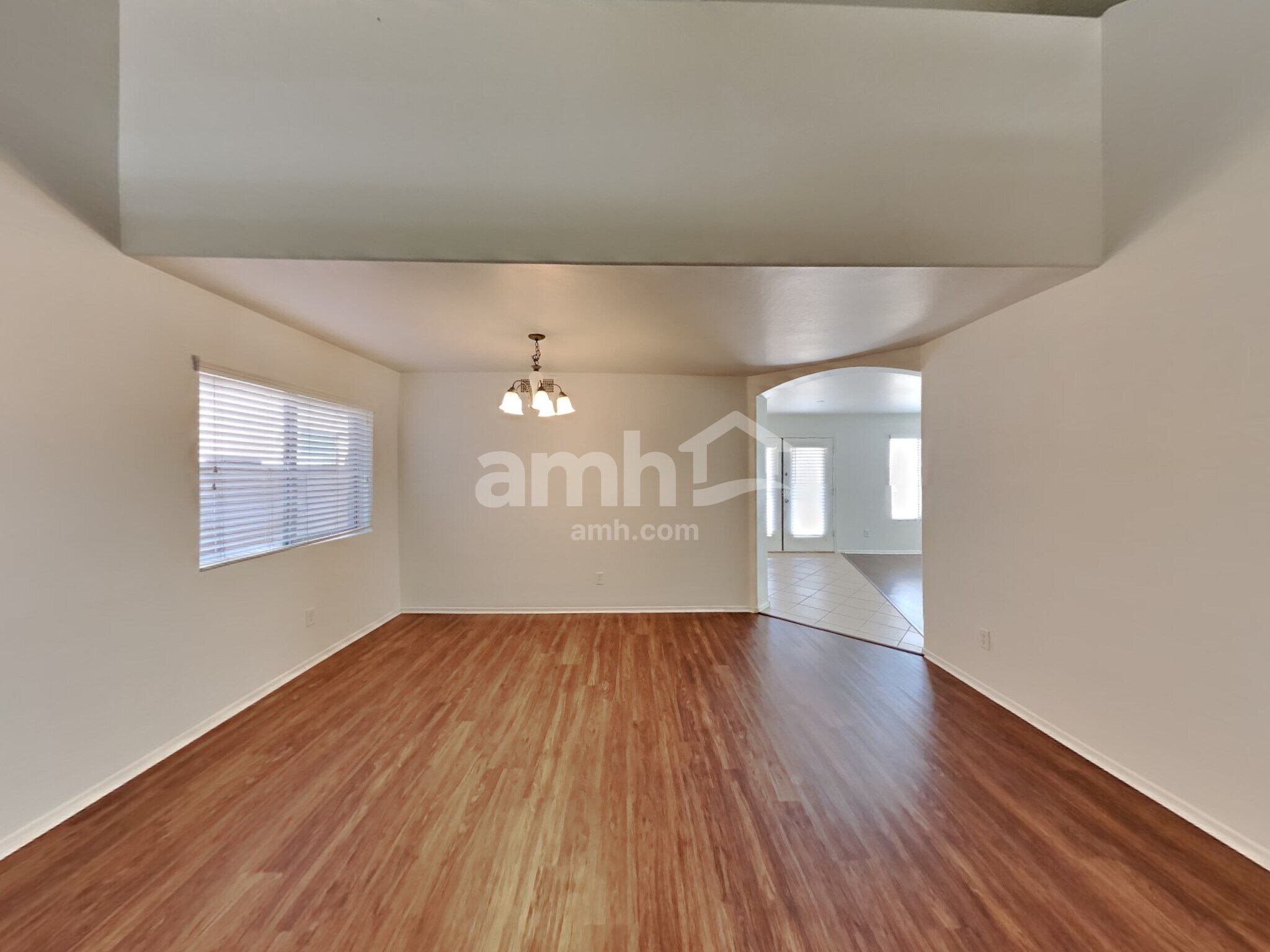 Building Photo - 11309 W Buchanan St