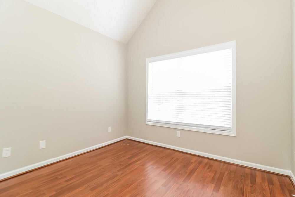 Building Photo - 140 Princeton Ct