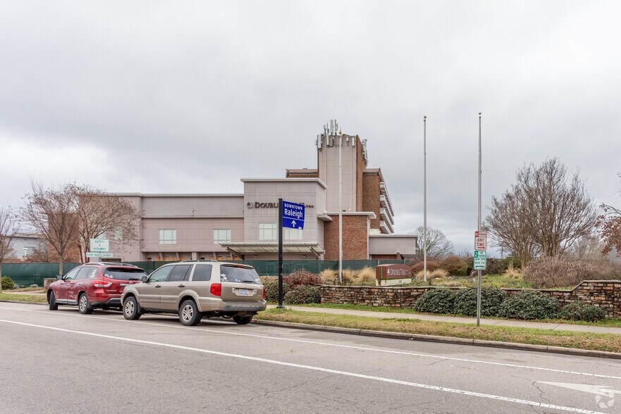 February 2023 - The Hub on Campus