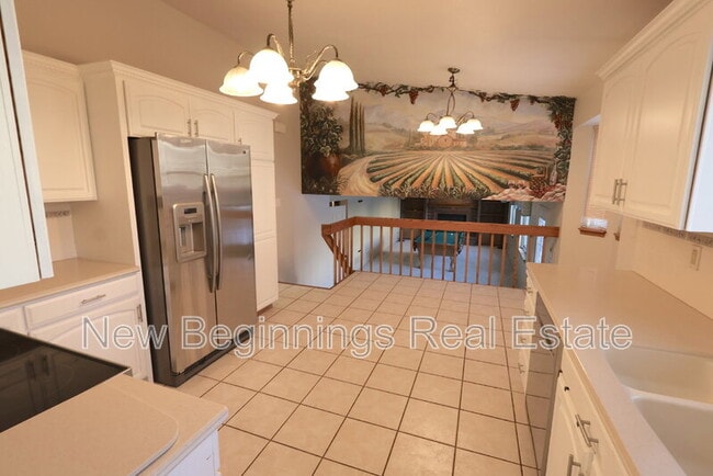 Building Photo - 2125 Sather Dr