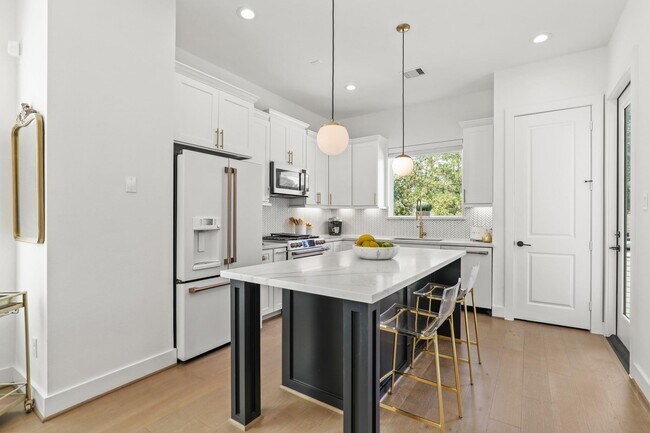 Building Photo - 4528 Curtin Park Ct