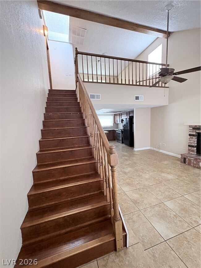 Building Photo - 2670 Sumac Ln