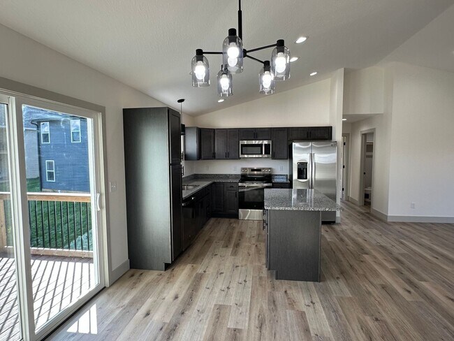 Building Photo - NEW CONSTRUCTION 5 Bed 3 Bath w/ Walk Out Basement Waynesville School District