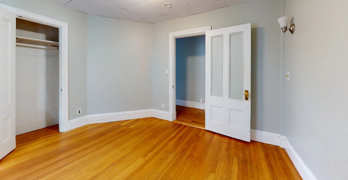 Building Photo - 106 Highland Ave