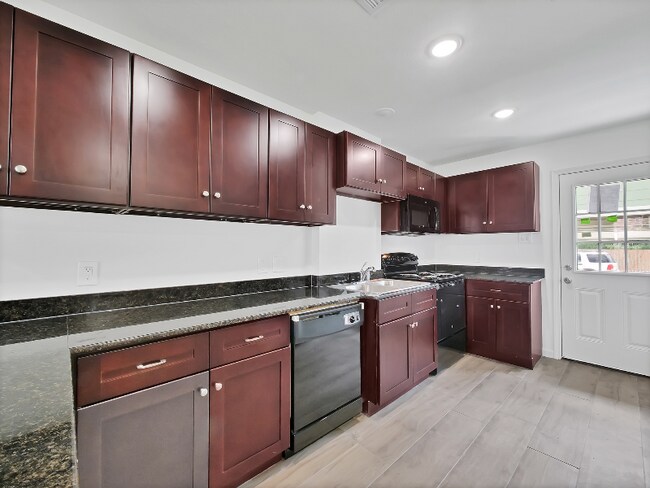 Building Photo - 2719 Arlington Ct