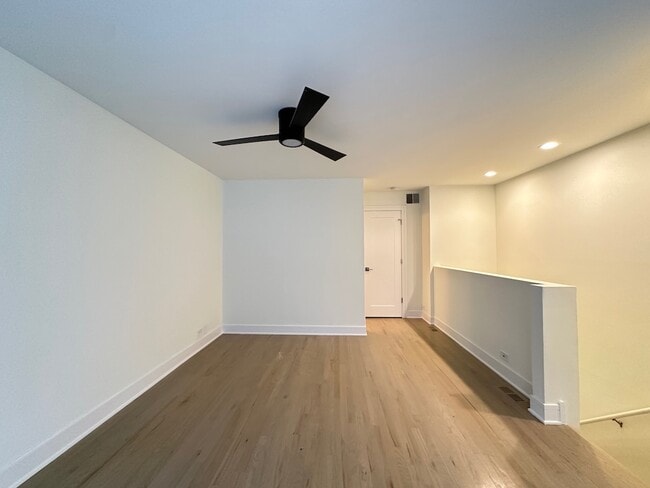 Building Photo - 959 W Grace St