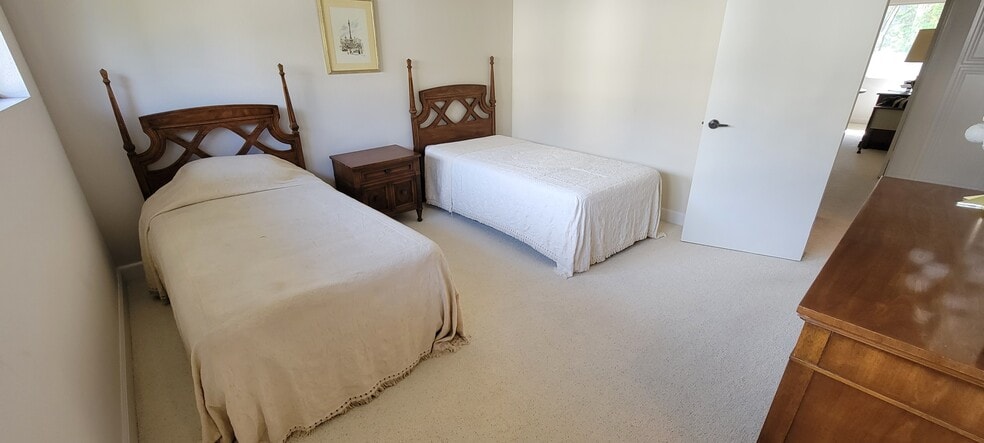 Building Photo - 8024 Caminito Gianna