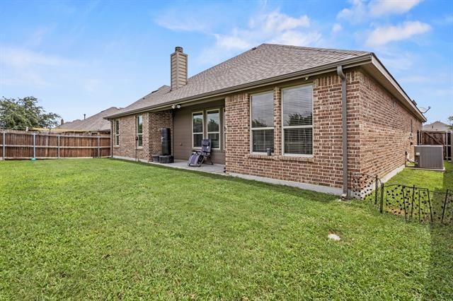 Building Photo - 3206 Woodford Dr