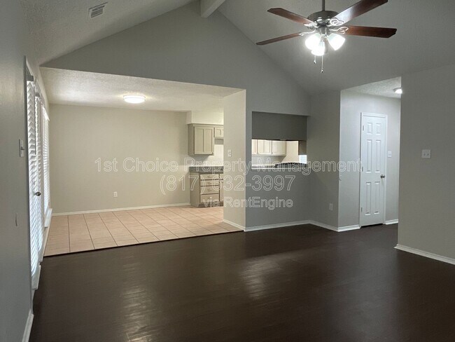 Building Photo - 459 Little Valley Ct