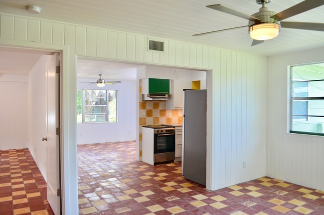 Building Photo - 1274 36th St