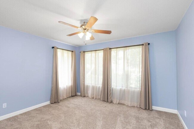 Building Photo - 708 Turnberry Cove N