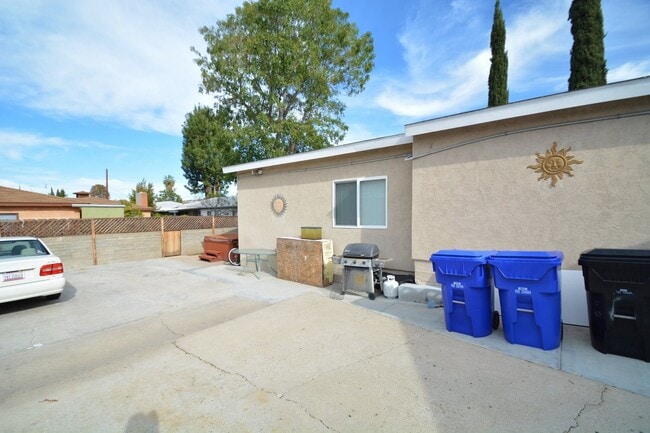 Building Photo - 6228 Stewart St