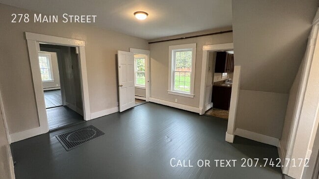 Building Photo - 278 Main St