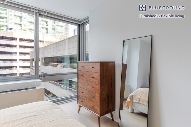 Building Photo - 4-75 48th Avenue-SI FL5-ID2233