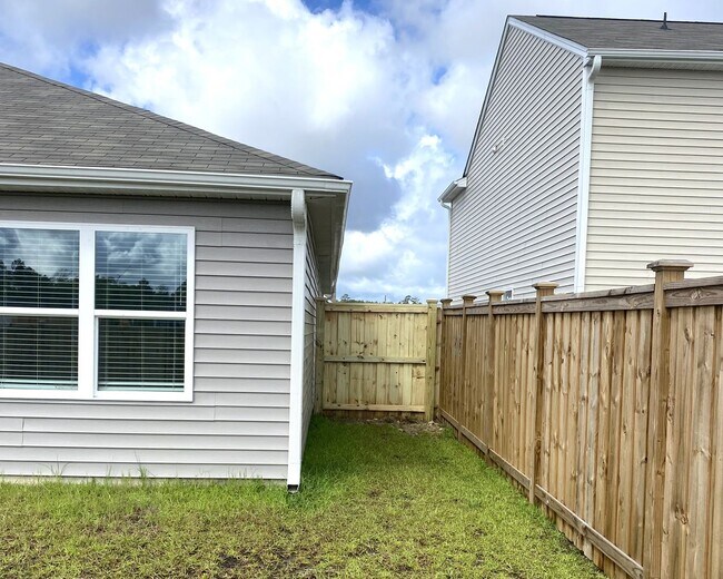 Building Photo - 4784 Scaup Wy