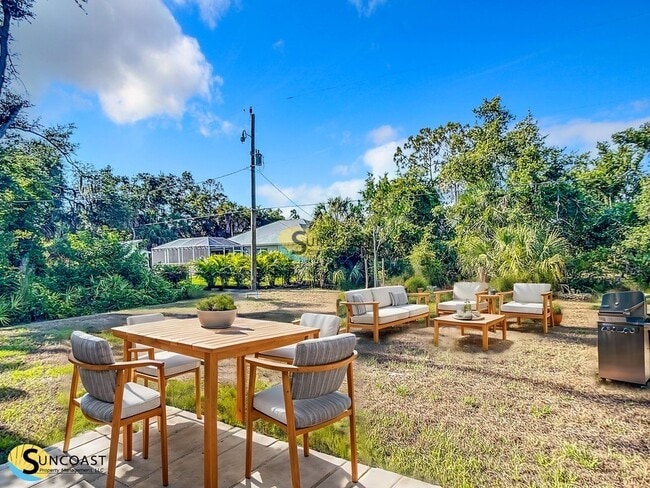 Building Photo - 6595 E Amity St