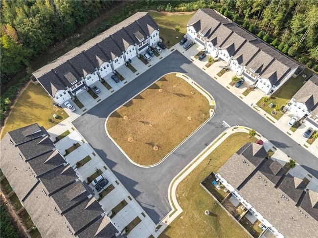 Building Photo - 124 Auburn Wds Dr