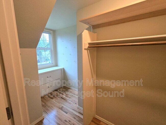 Building Photo - 18213 157th Ave NE