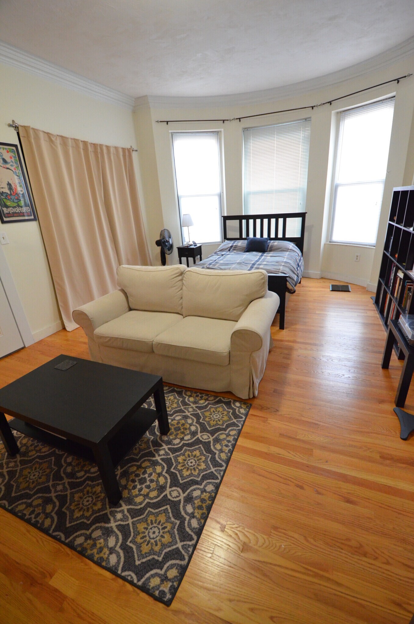 Building Photo - 589 Beacon St