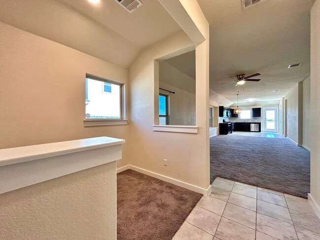 Building Photo - 5809 Urbano Bnd