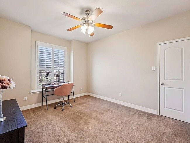 Building Photo - 2210 Onion Creek Pkwy