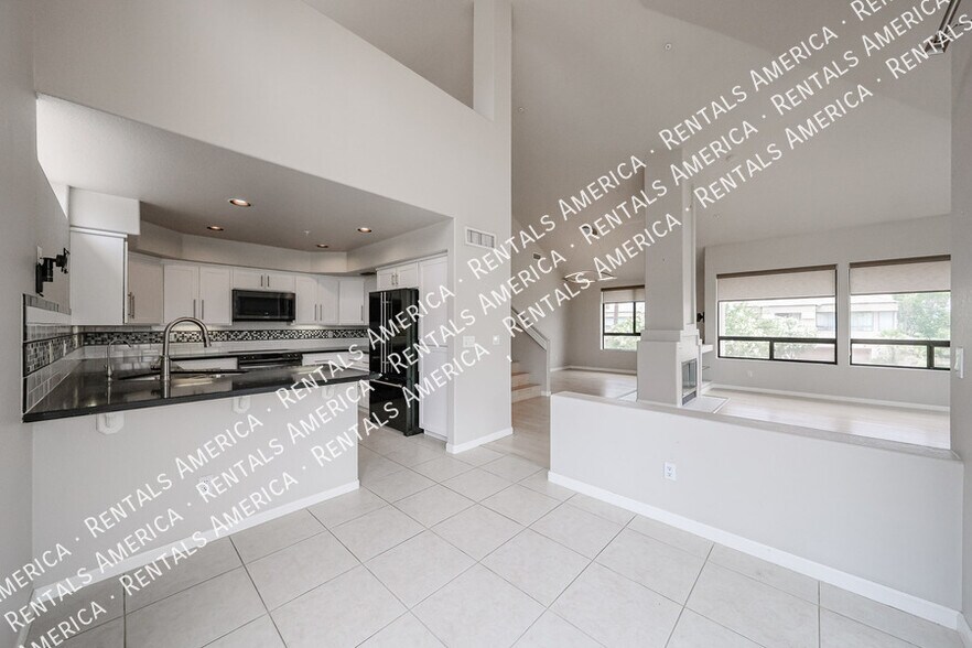 Building Photo - 7400 E Gainey Club Dr
