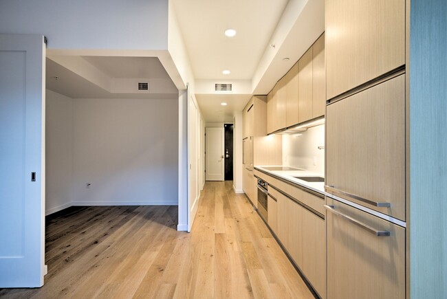 Building Photo - 1Bd/1Ba Seattle Condo