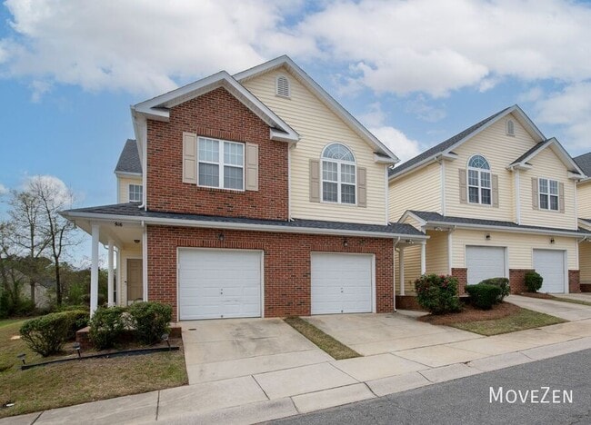 Building Photo - 914 Hadel Pl