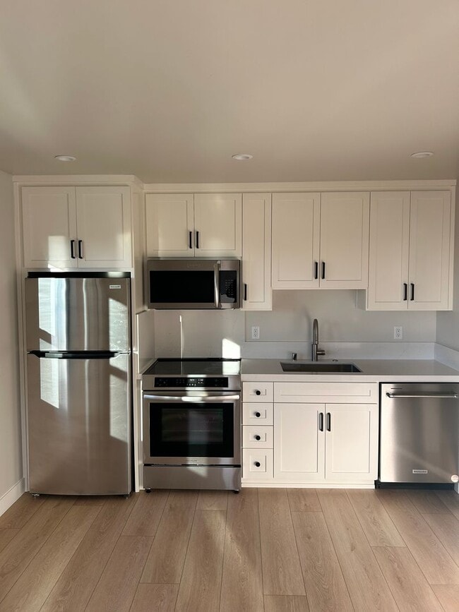 Building Photo - Beautiful New Build with Ocean & Pier Views – Long term rental in Cayucos