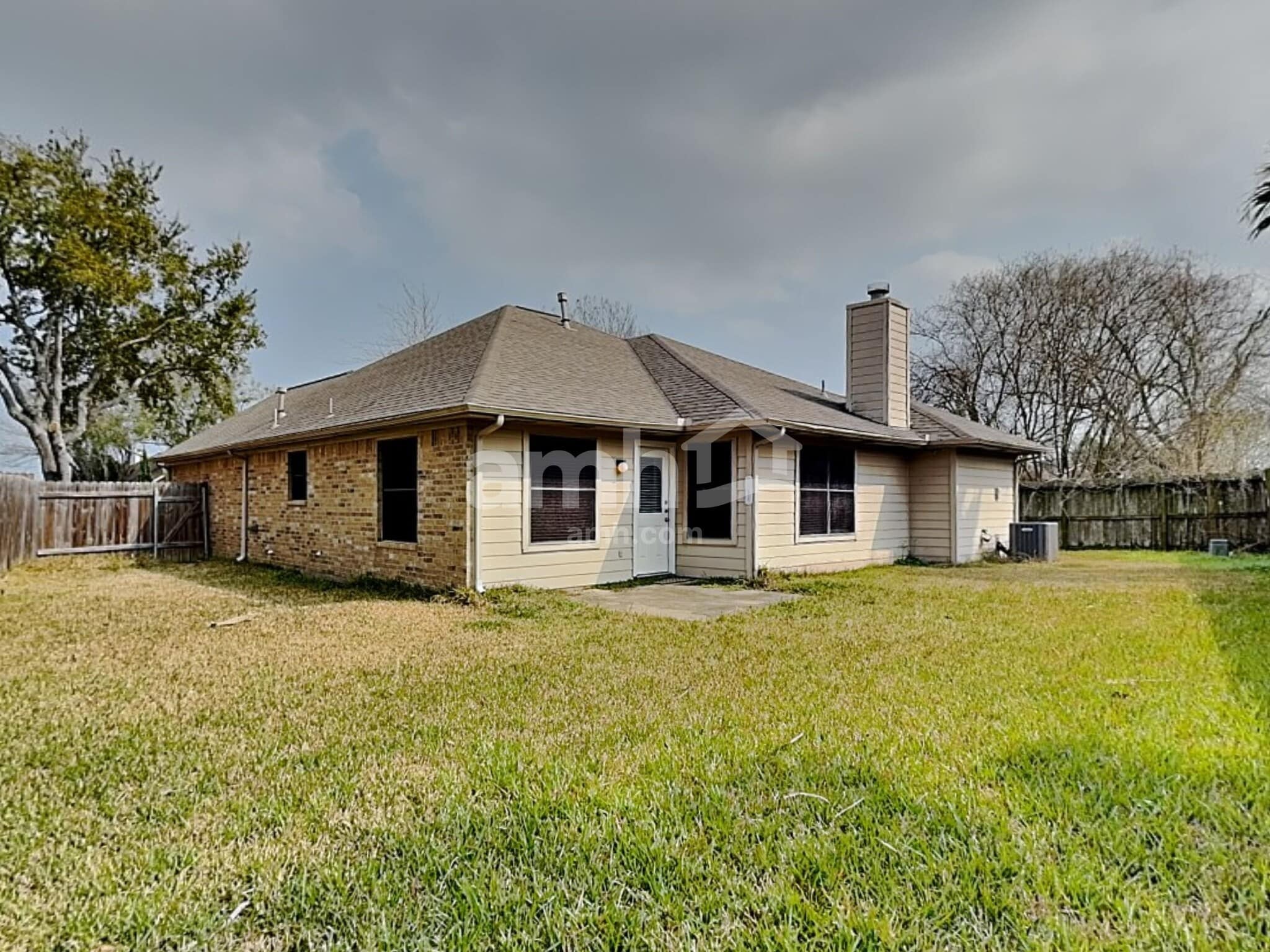 Building Photo - 5010 Chase Mountain Dr