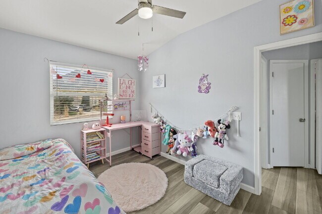 Building Photo - Spacious 4-Bedroom Home with Fenced Yard, 2-Car Garage & Scenic Views in Cheyenne Meadows