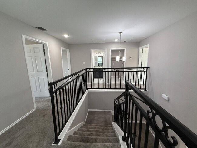 Building Photo - 5814 Doctorado Dr
