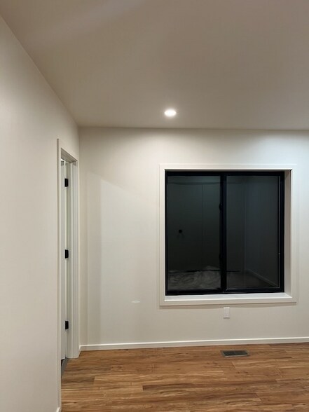 Building Photo - 6416 Crooked River Cir