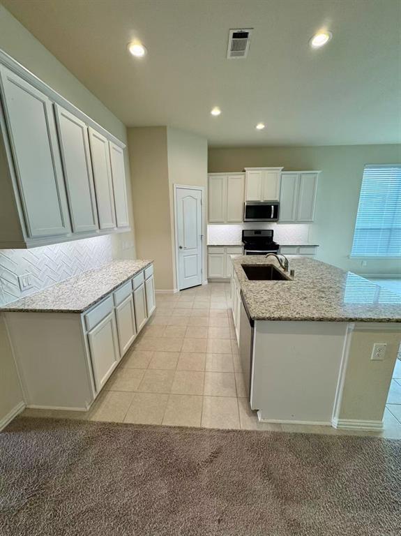 Building Photo - 30111 Twisting Springs Dr